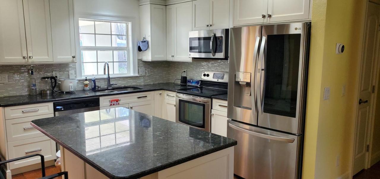 Tom House Apartment Тампа Екстериор снимка
